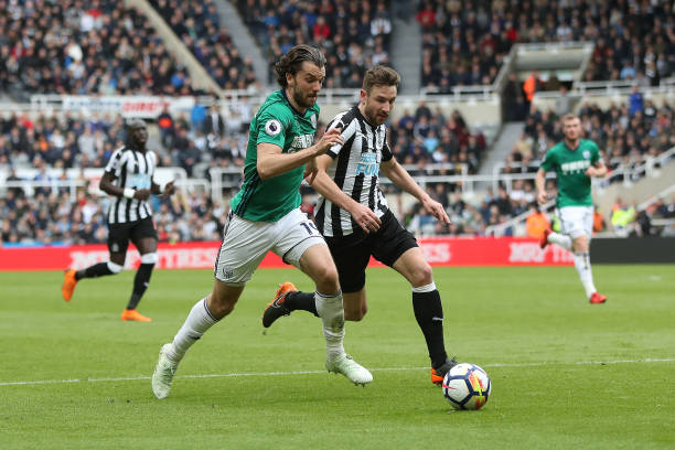 于瓦伦西亚 于瓦伦西亚